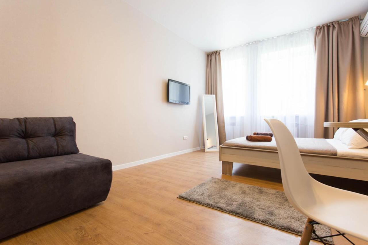 Modern Studio, Metro Yaroslava Mudroho And Universytet - Chernyshevska Str 95-2 哈尔科夫 外观 照片