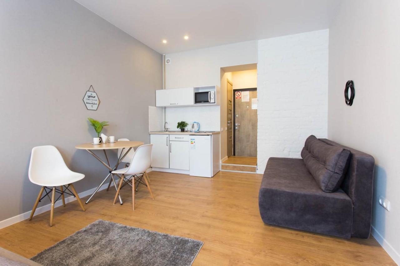 Modern Studio, Metro Yaroslava Mudroho And Universytet - Chernyshevska Str 95-2 哈尔科夫 外观 照片