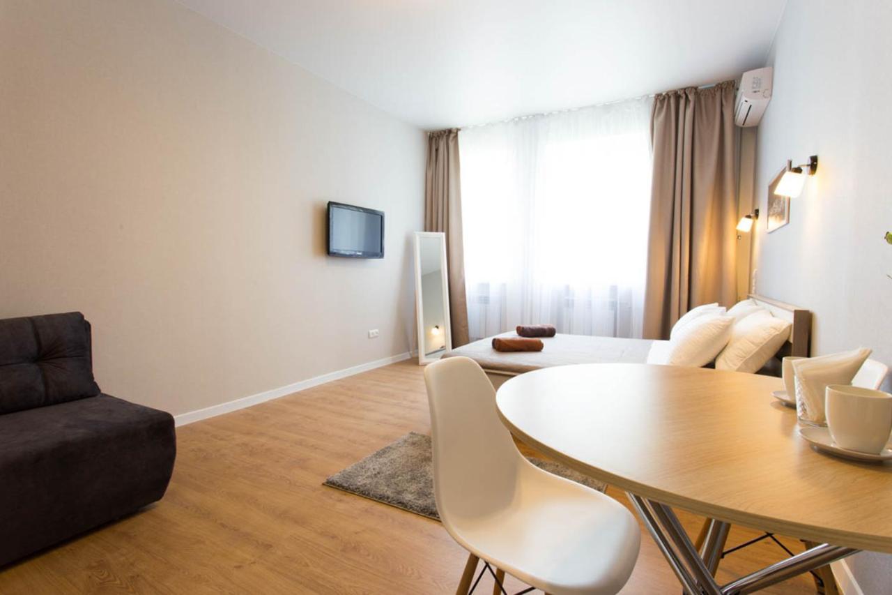 Modern Studio, Metro Yaroslava Mudroho And Universytet - Chernyshevska Str 95-2 哈尔科夫 外观 照片