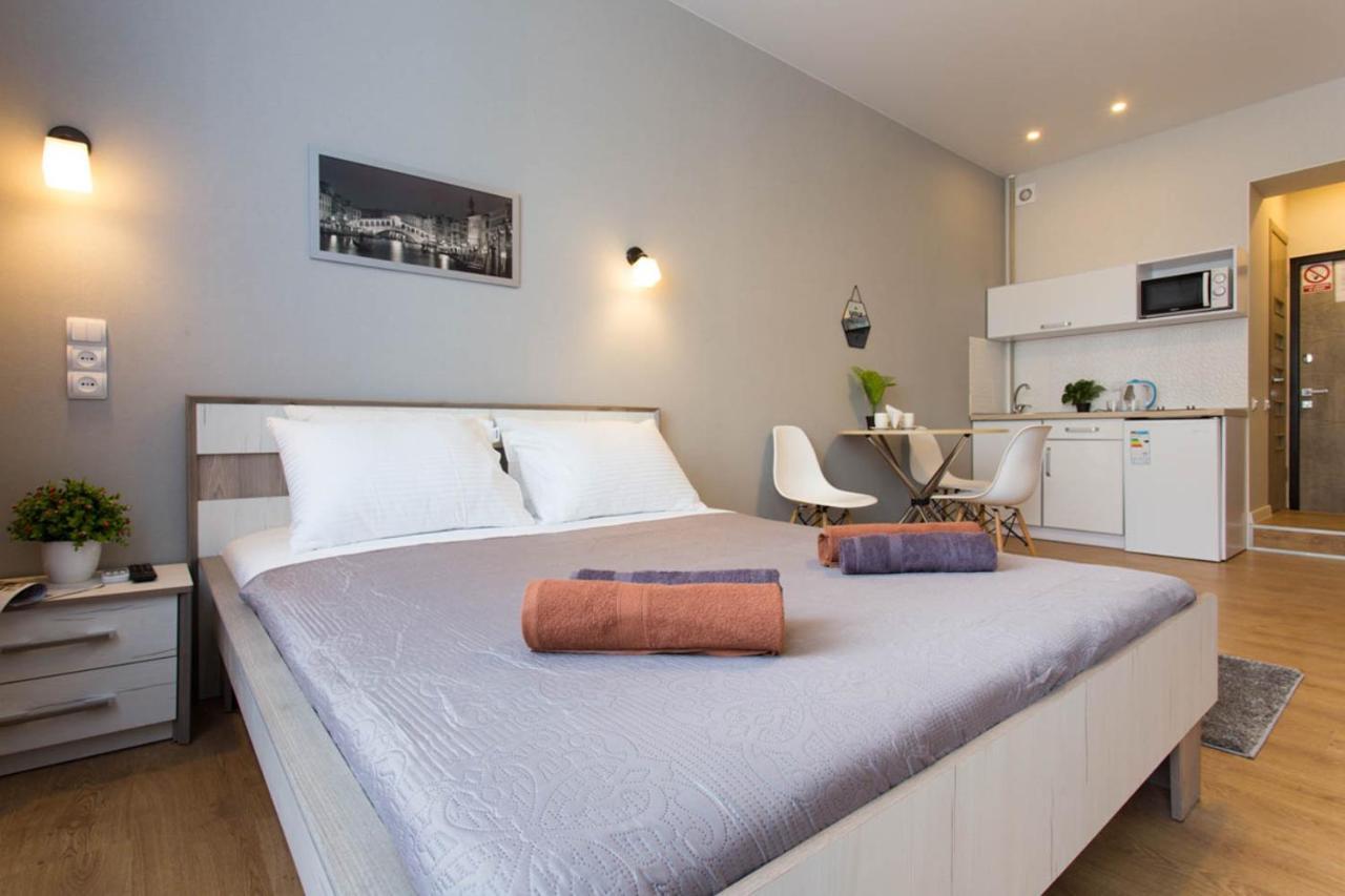 Modern Studio, Metro Yaroslava Mudroho And Universytet - Chernyshevska Str 95-2 哈尔科夫 外观 照片