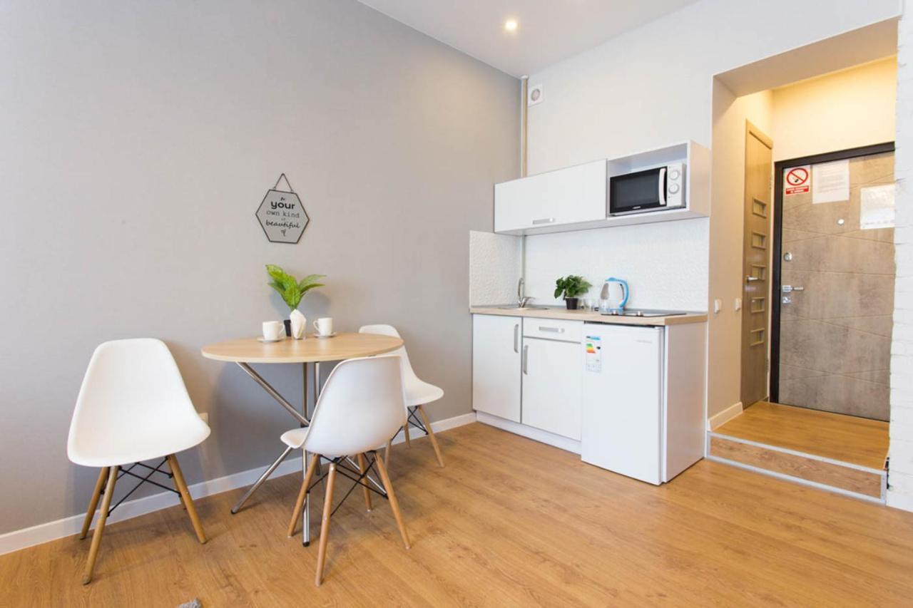Modern Studio, Metro Yaroslava Mudroho And Universytet - Chernyshevska Str 95-2 哈尔科夫 外观 照片