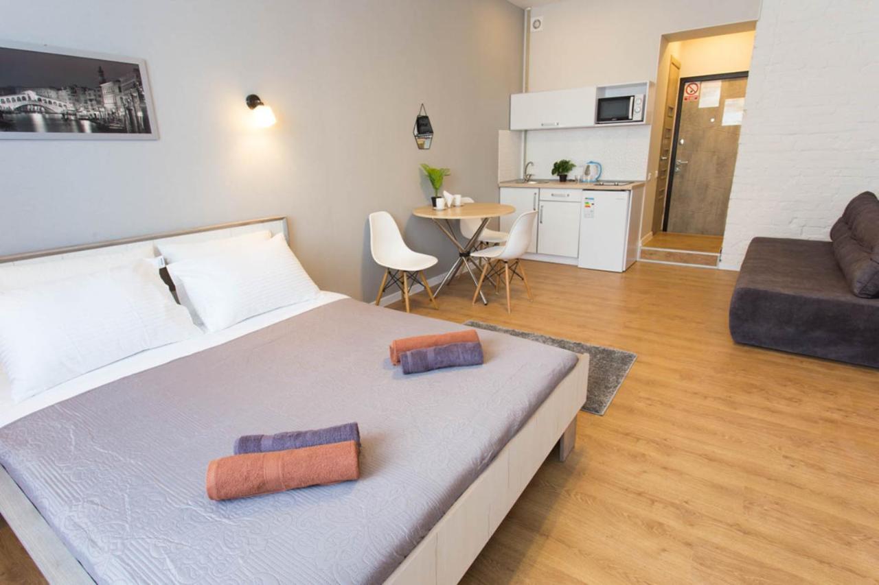 Modern Studio, Metro Yaroslava Mudroho And Universytet - Chernyshevska Str 95-2 哈尔科夫 外观 照片