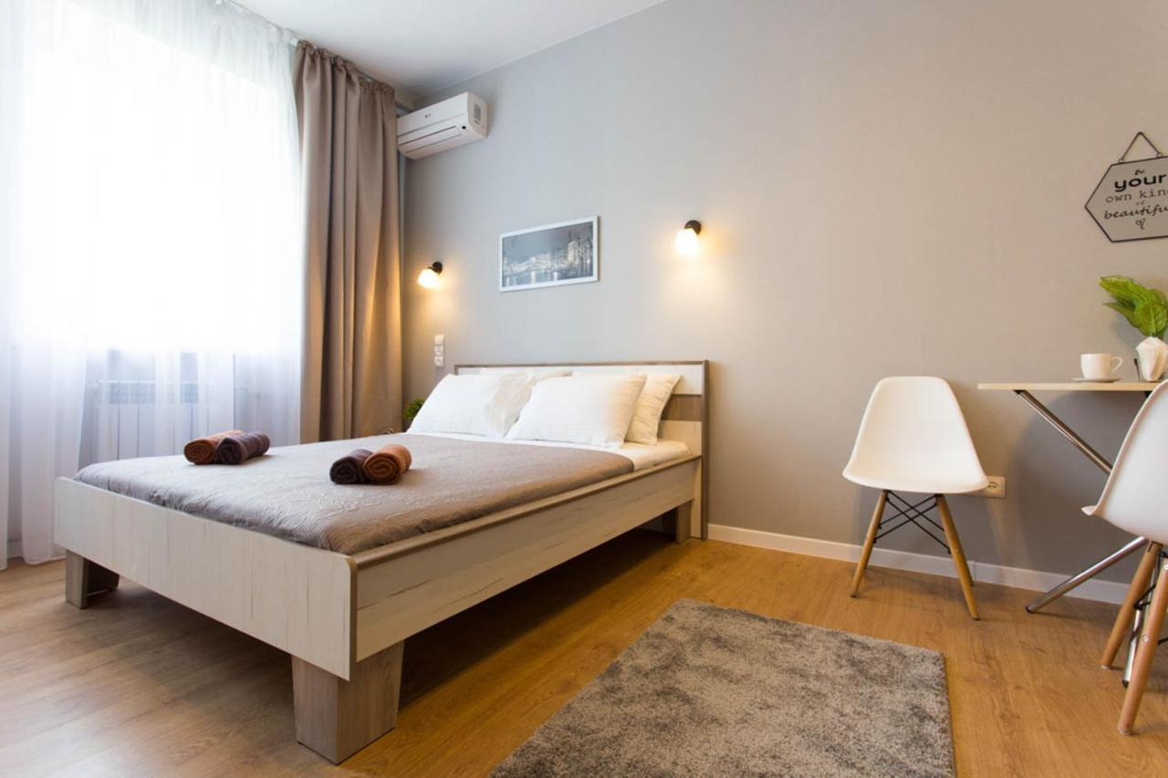 Modern Studio, Metro Yaroslava Mudroho And Universytet - Chernyshevska Str 95-2 哈尔科夫 外观 照片