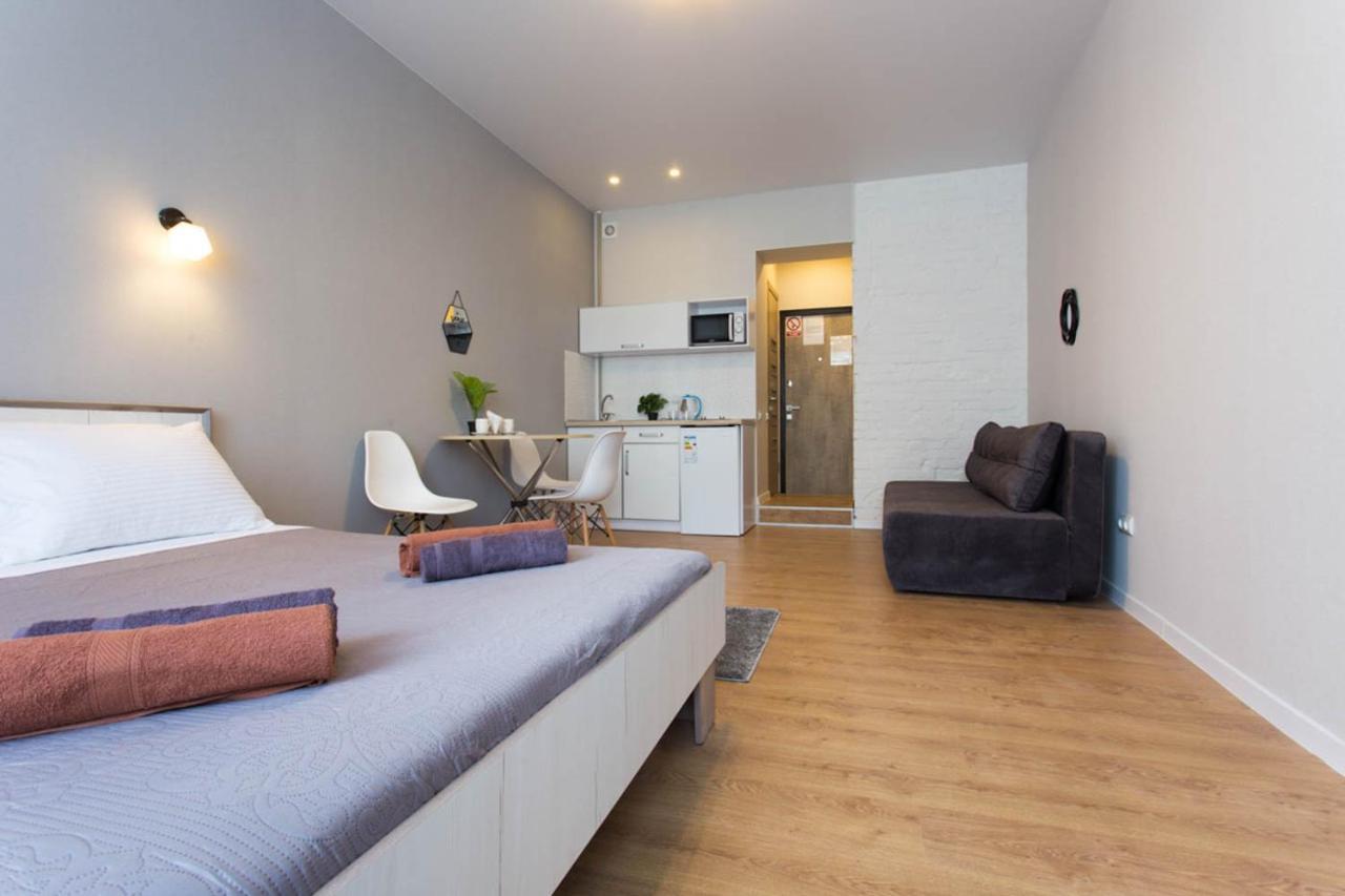 Modern Studio, Metro Yaroslava Mudroho And Universytet - Chernyshevska Str 95-2 哈尔科夫 外观 照片